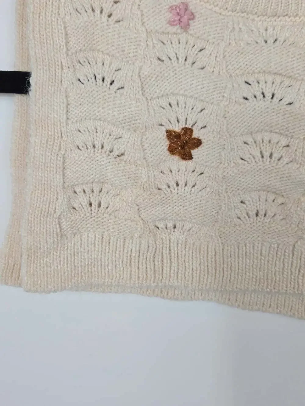 Zara Girls Cream Cable Knit Cropped Sweater Vest Floral Embroidery 6-9 Years